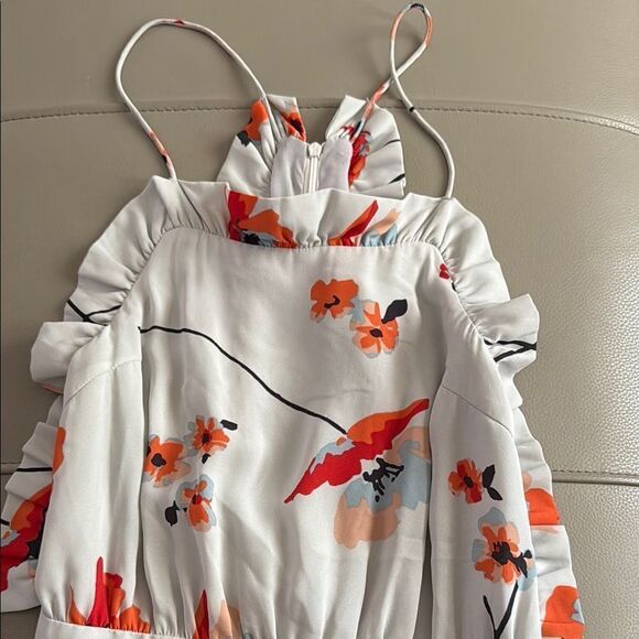 Anthropologie Paper Crown Ruffle Poppy White Water Floral Jumpsuit sz Small - Picture 2 of 16